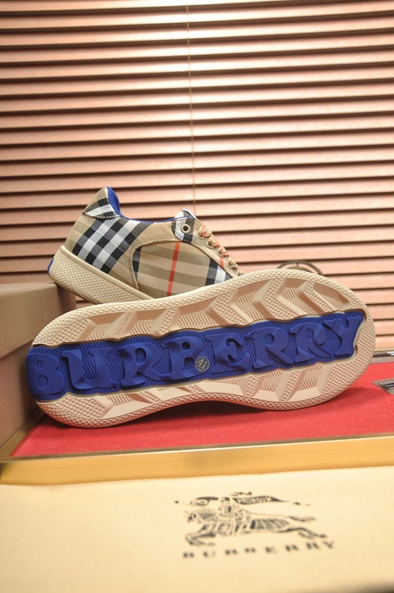 Burberry Low Shoes